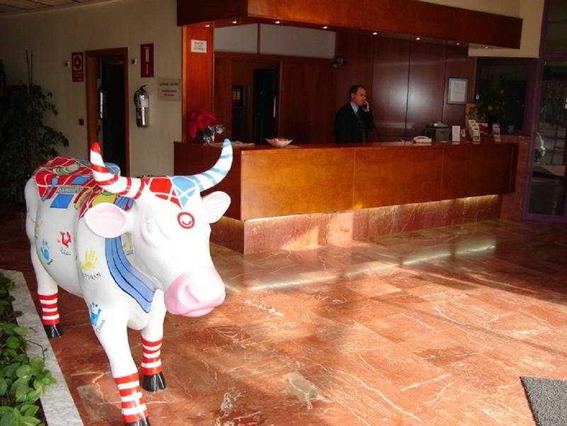 Hotel Domo Vilafranca del Penedes Exterior photo