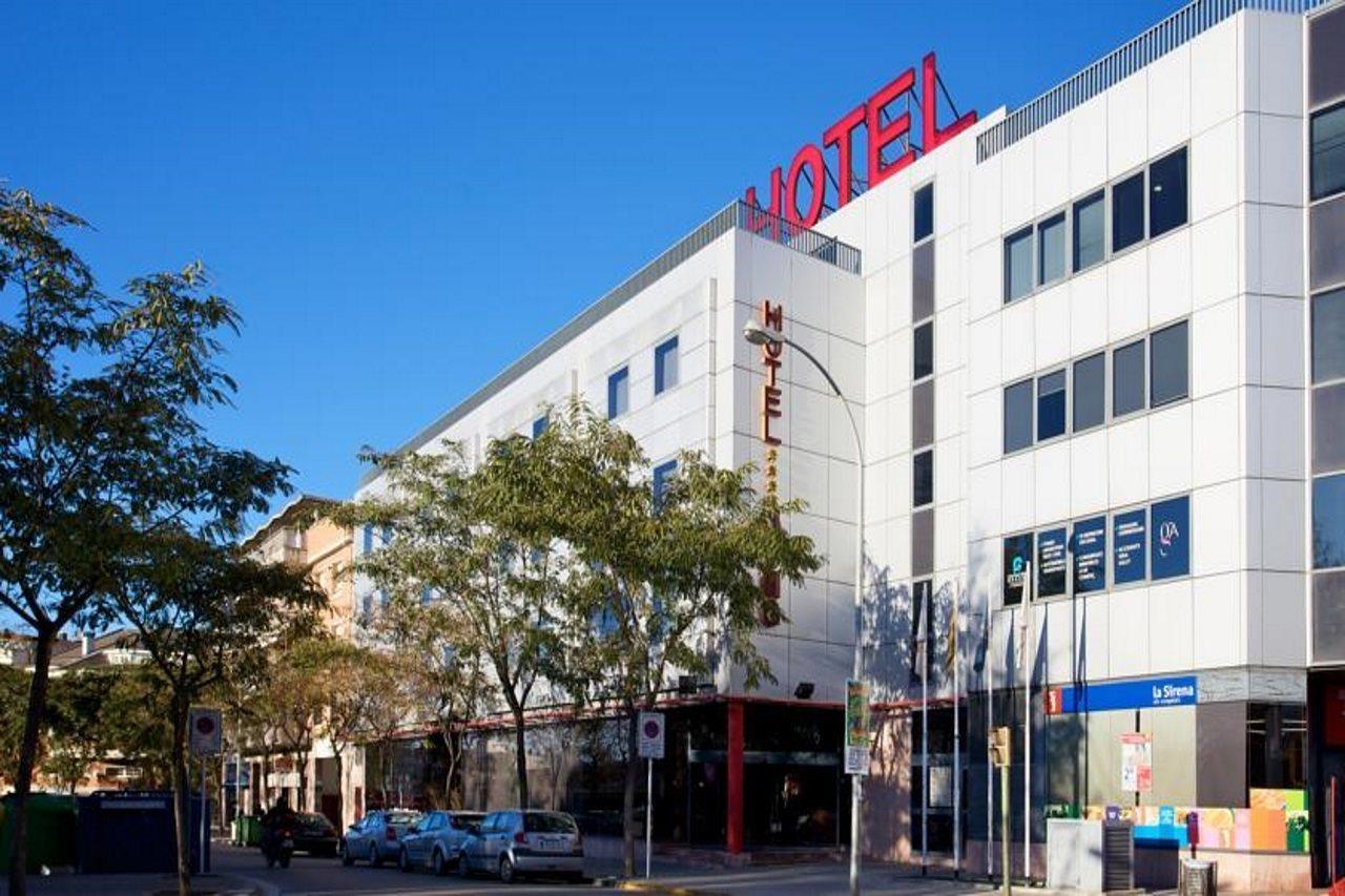 Hotel Domo Vilafranca del Penedes Exterior photo