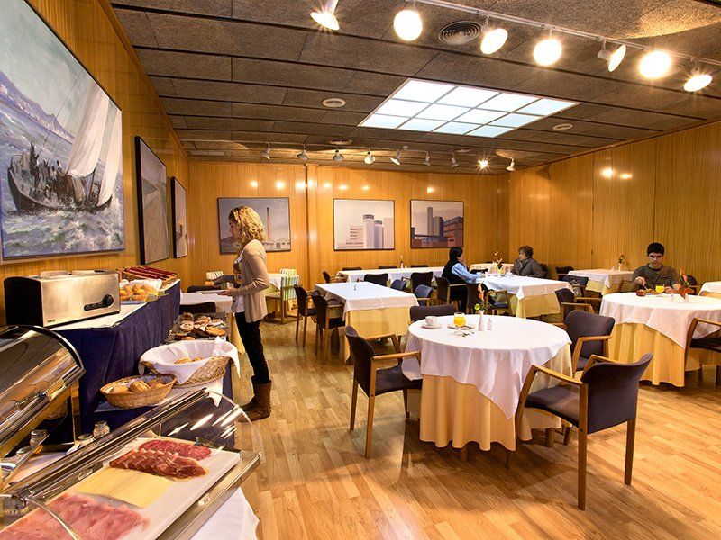 Hotel Domo Vilafranca del Penedes Exterior photo